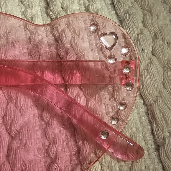 7 Ct. Pink Heart-Shaped Party Glasses - Picture 5 of 7